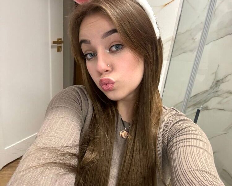 Обычная девушка, ищу не обычного мужчину