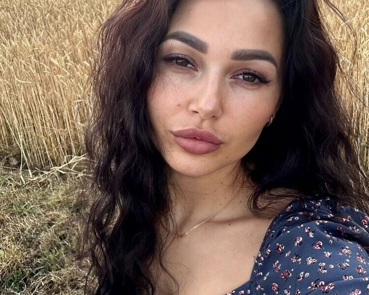 Ищу мужчину, который умеет быть внимательным, но при этом уверенным в себе.