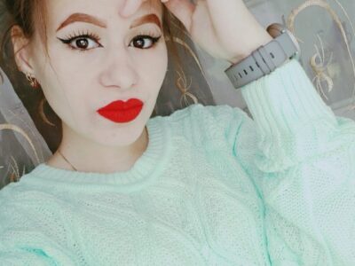 Мої солодкі булочки хочуть відчути тебе,всередині живу, сама є виїзд