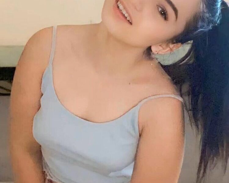 Познакомлюсь с парнем для дружбы ))