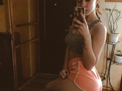 Хочу познакомиться с интересным мужчиной для общения, прогулок и чего-то большего