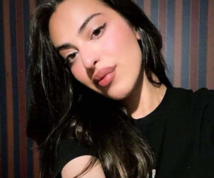 Нахожусь именно в том возрасте когда девушка начинает становиться женщиной