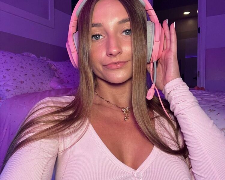 Доминирую,Возьму на воспитание лизуна.