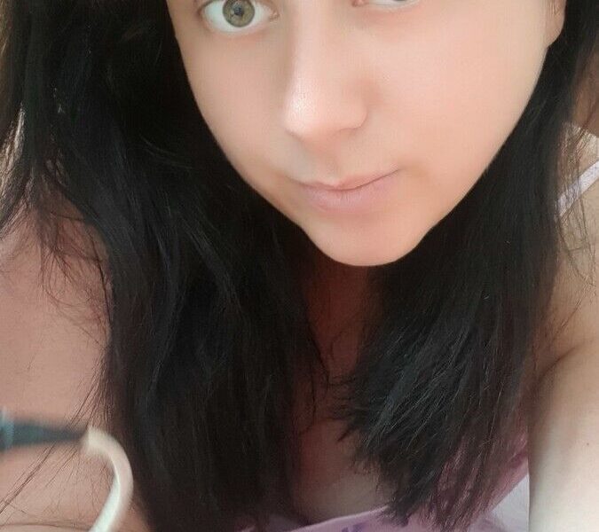 Нужен мужчина для эмоционального отдыха.